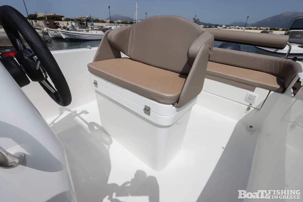 Ithaca 550  - Photo 3